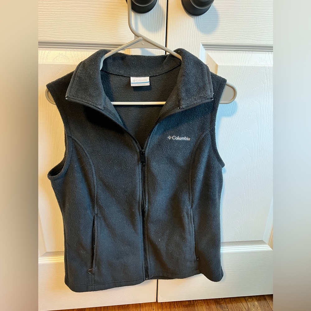 Women’s Columbia vest